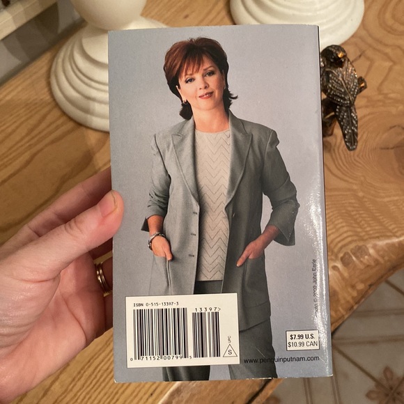 Book: Midnight Bayou by Nora Roberts - Picture 4 of 6